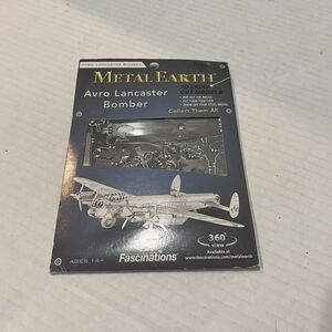 Fascinations Metal Earth Avro Lancaster Bomber 3D Laser Cut Steel Model Kit